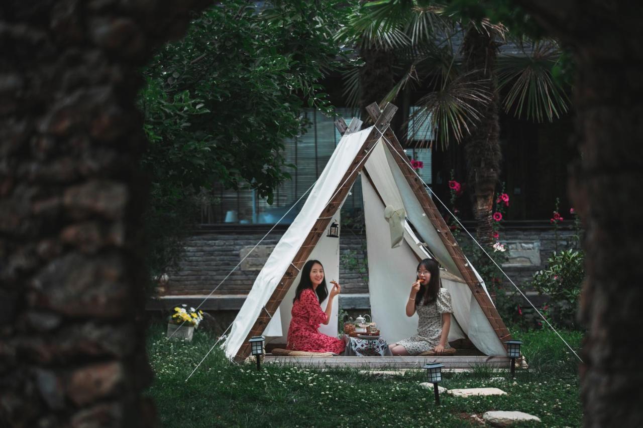 Adonis Inn Lijiang Λιγιάνγκ Εξωτερικό φωτογραφία